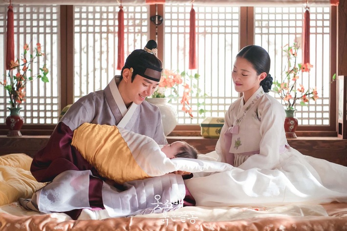 Khóc hết nước mắt, phim của Song Hye Kyo vẫn bị The Red Sleeve vượt mặt rating  - Ảnh 4.