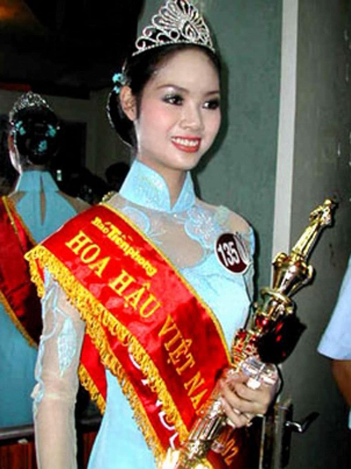 Nhan sắc của dàn hoa hậu Việt thời mới đăng quang - Ảnh 1.
