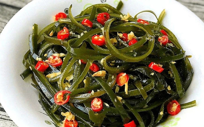 salad tảo bẹ