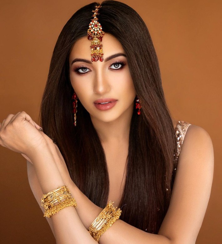 Á hậu Miss World 2021: Mỹ nhân USA gốc Ấn từng bị bỏng nặng đến biến dạng gương mặt, bất ngờ tái xuất với diện mạo gây ngỡ ngàng - Ảnh 2.