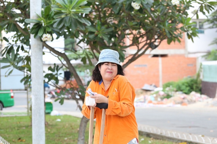 Dù đang ở Mỹ chăm cháu ngoại, 