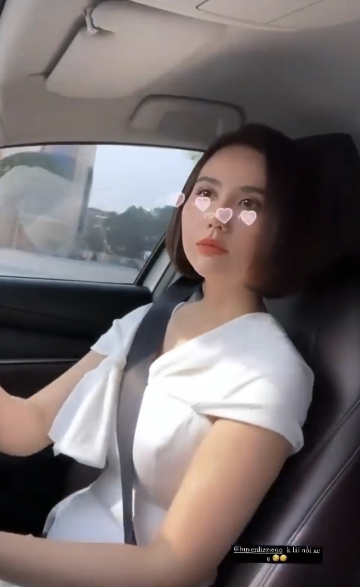 Thương ngày nắng về phần 2: Hậu trường cảnh Trang lái xe hơi chở Vân Vân 