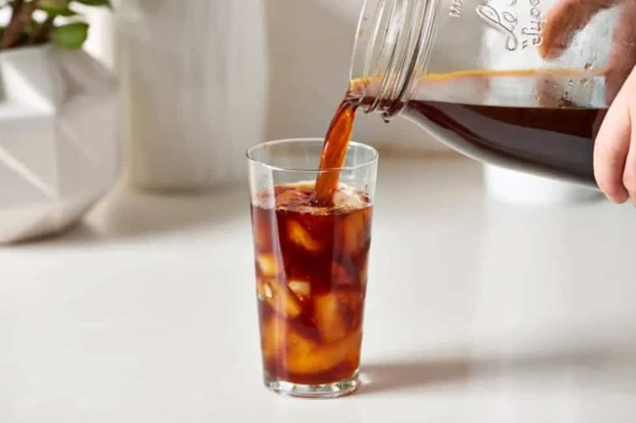 Mỗi sáng uống 1 ly nước này thì vừa giảm cân, vừa tỉnh cả người: Làm chưa đến 5 phút mà dùng được 2-3 ngày! - Ảnh 1.