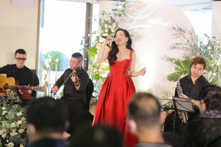 Ca sĩ Phan Thu Lan trải lòng về biến cố mất giọng hát - Ảnh 2.