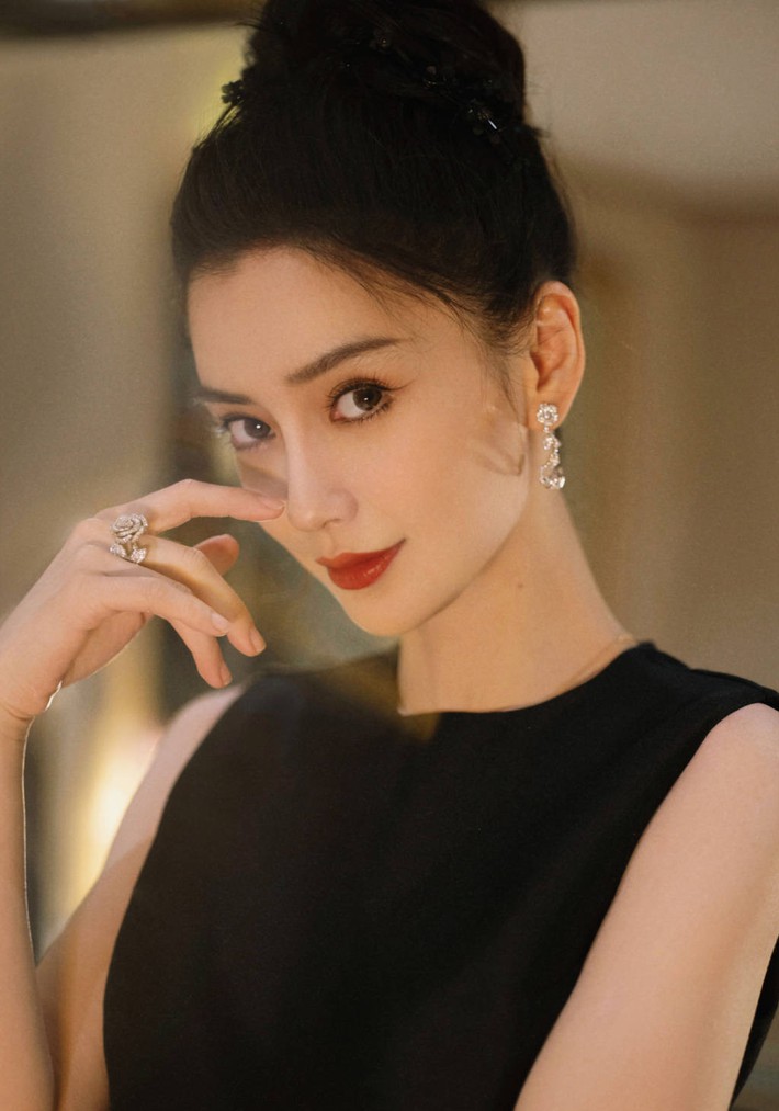 Nhan sắc của Angelababy qua camera người qua đường - Ảnh 3.