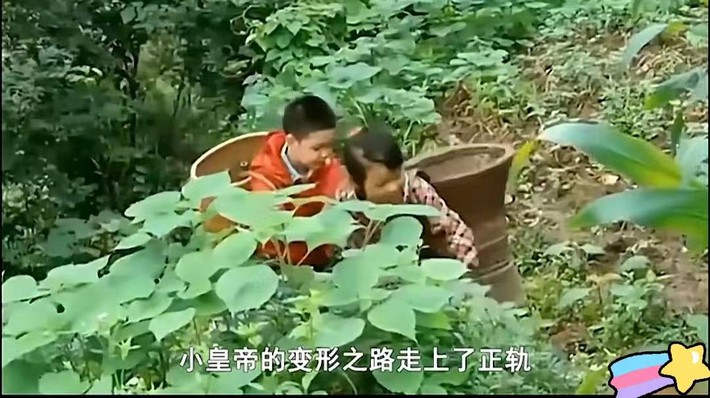 “Công chúa Tình Nhi” trong phim Hoàn Châu Cách Cách khiến cư dân mạng sốc với cách dạy con độc đáo của mình - Ảnh 3.