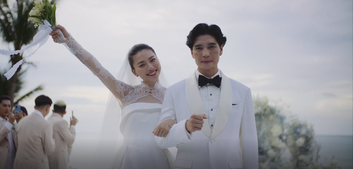 Những khoảnh khắc trong tiệc cưới Ngô Thanh Vân lần đầu được công bố: Ánh mắt Huy Trần nhìn vợ nhảy sexy gây chú ý - Ảnh 6.