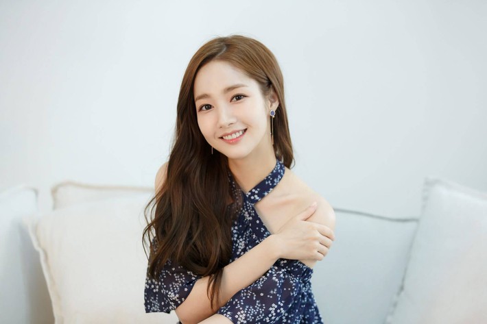 Nhan sắc tuổi U40 của Park Min Young thế nào mà nhận được 