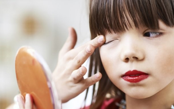 Dậy thì sớm ở trẻ em gái: nguy cơ ung thư cao và khó có con sau này